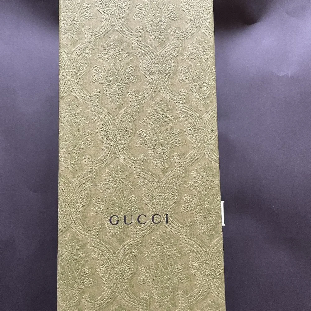 Gucci Pink Embossed Slide Sandals - Picture 6 of 8